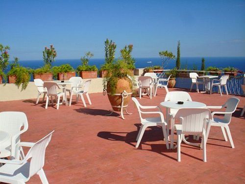 Mediterranee 4* Taormina