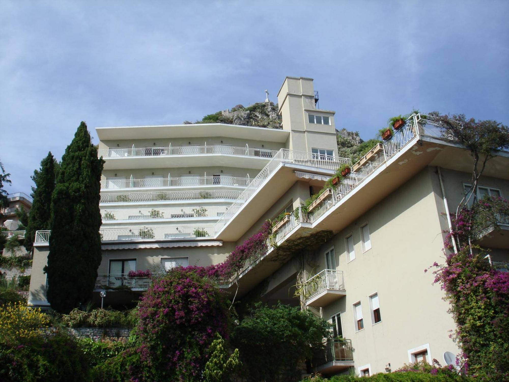 Hotel Mediterranée 4*